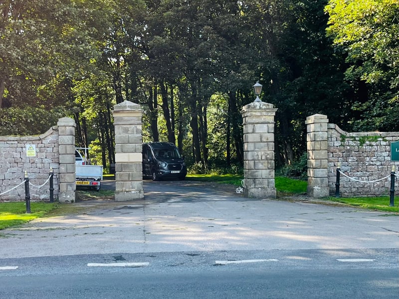 professional stone wall construction